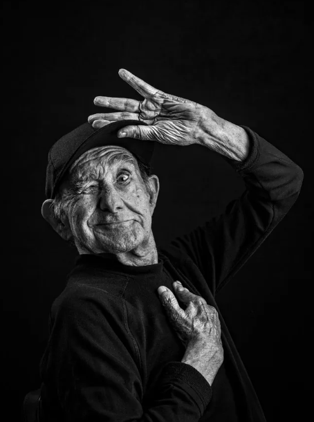 Cem Anos